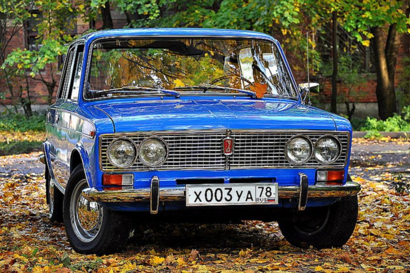 Lada 2103