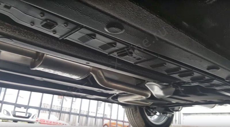 Kia Rio 3 днище