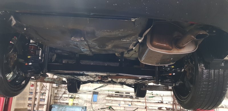 Kia Cerato 2010 днище