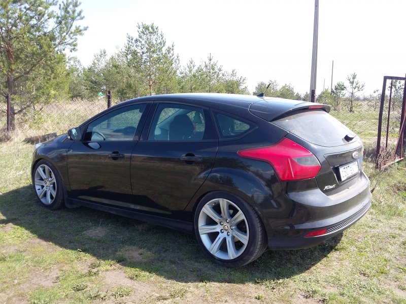 Ford Focus 3 хэтчбек r18