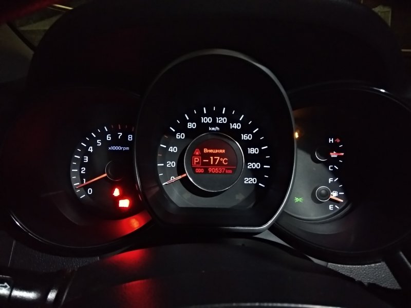 Kia Rio приборная панель
