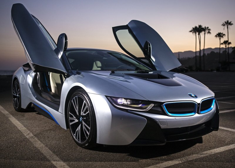 БМВ последняя модель i8