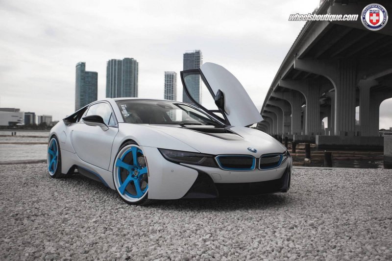 BMW i8 колеса