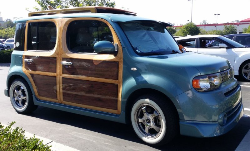 Nissan Cube 1.4 ПТС