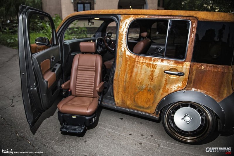 Nissan Cube az10 stance