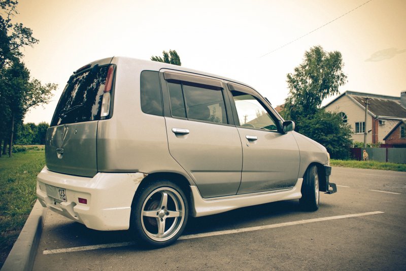 Nissan Cube Токийский дрифт