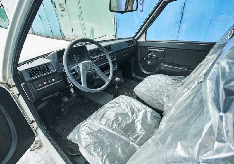 ЗАЗ 1102 Таврия салон