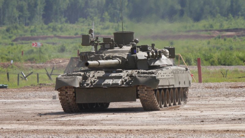 Военная техника танк т80