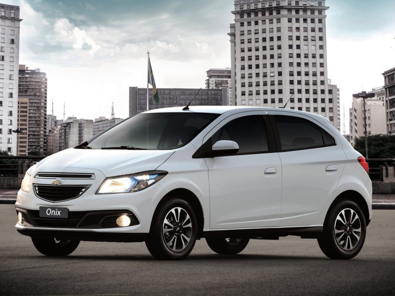 Chevrolet Onix 2012
