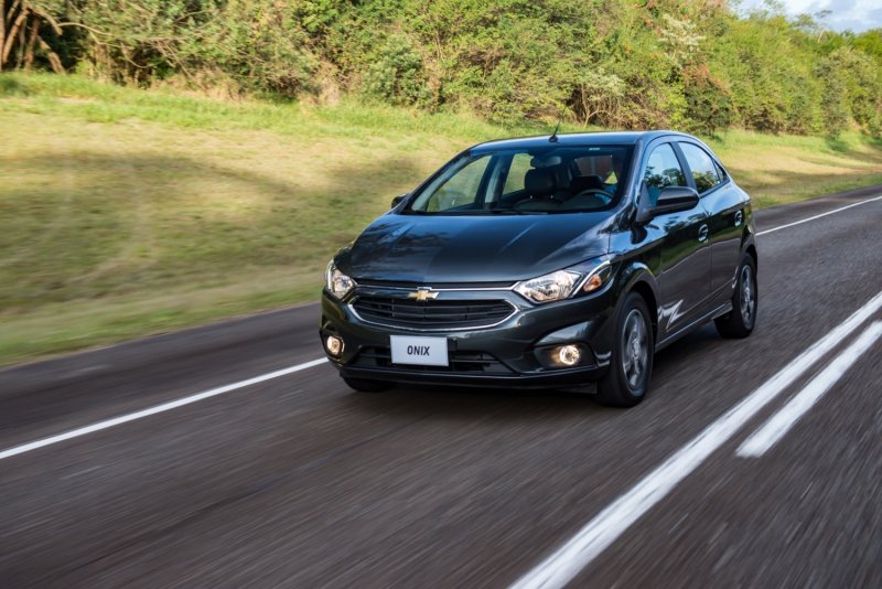 Chevrolet Onix 2016