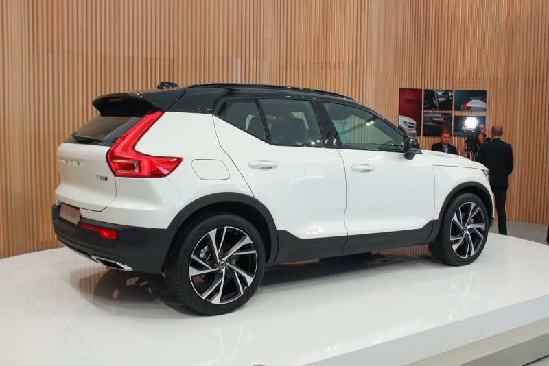 Volvo кроссовер xc40