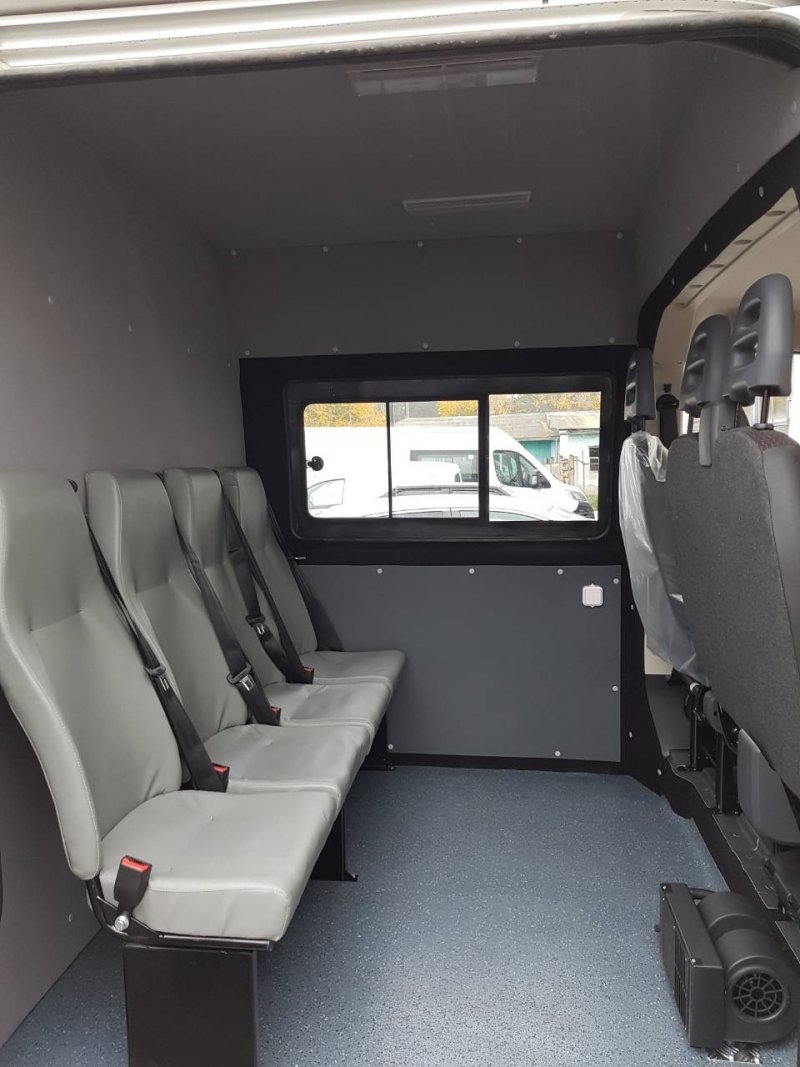 Peugeot Boxer Грузопассажирский