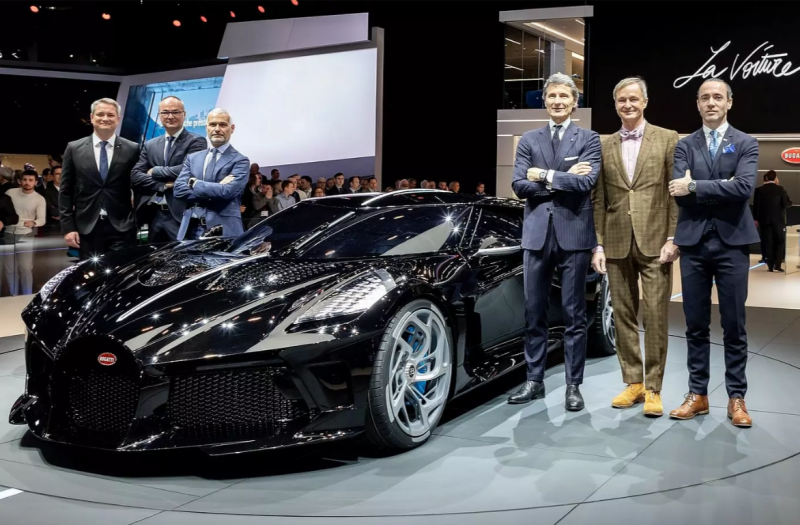 Бугатти la voiture noire 2021