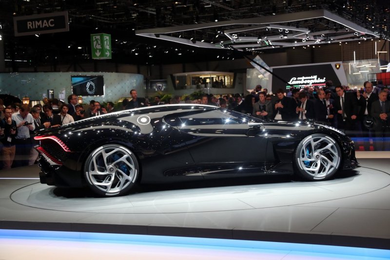 Бугатти Bugatti la voiture noire