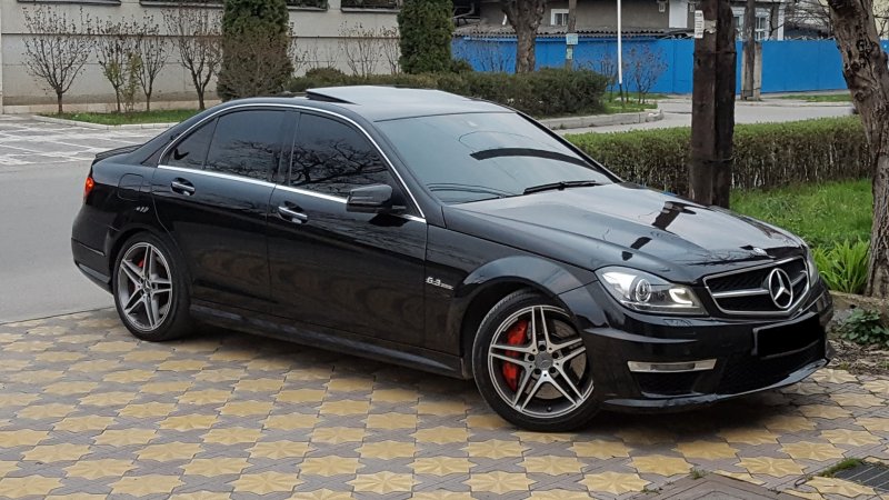 Mercedes c class w204 AMG