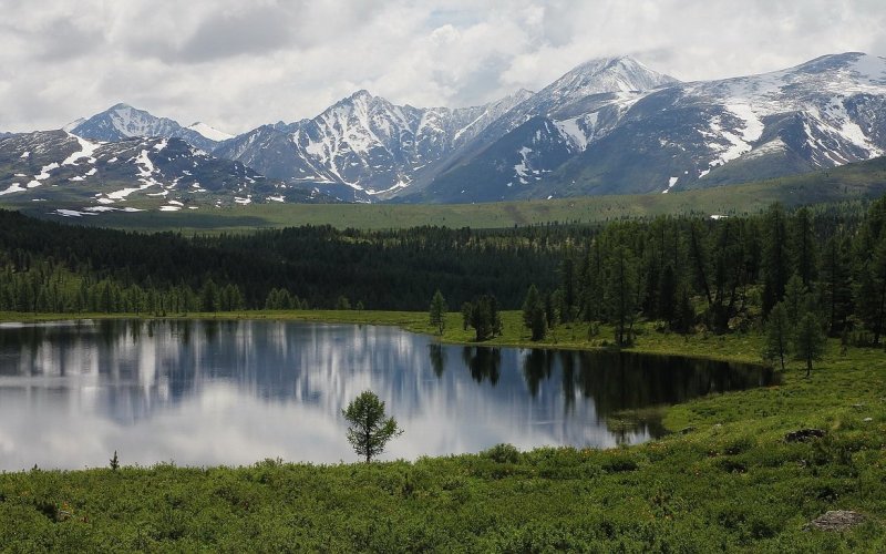 Уральские горы Алтай