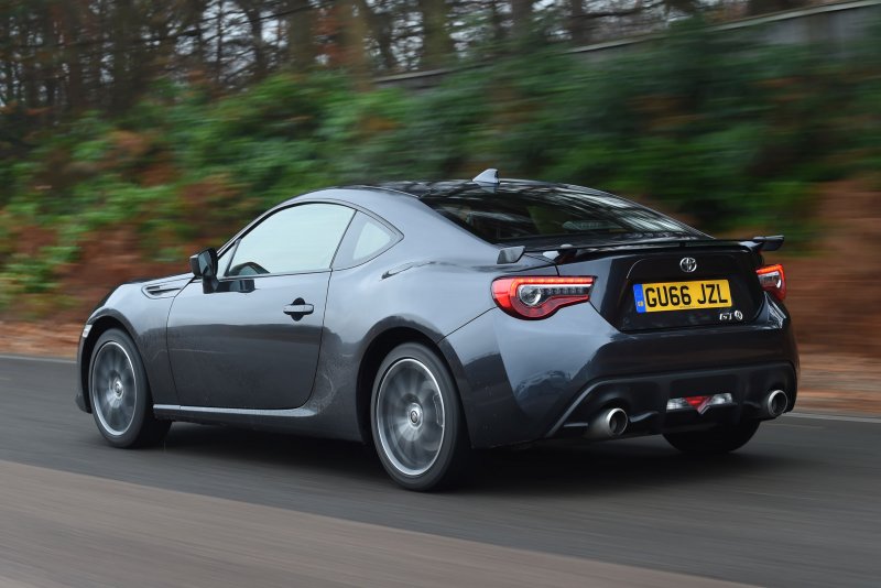 Тойота gt 86