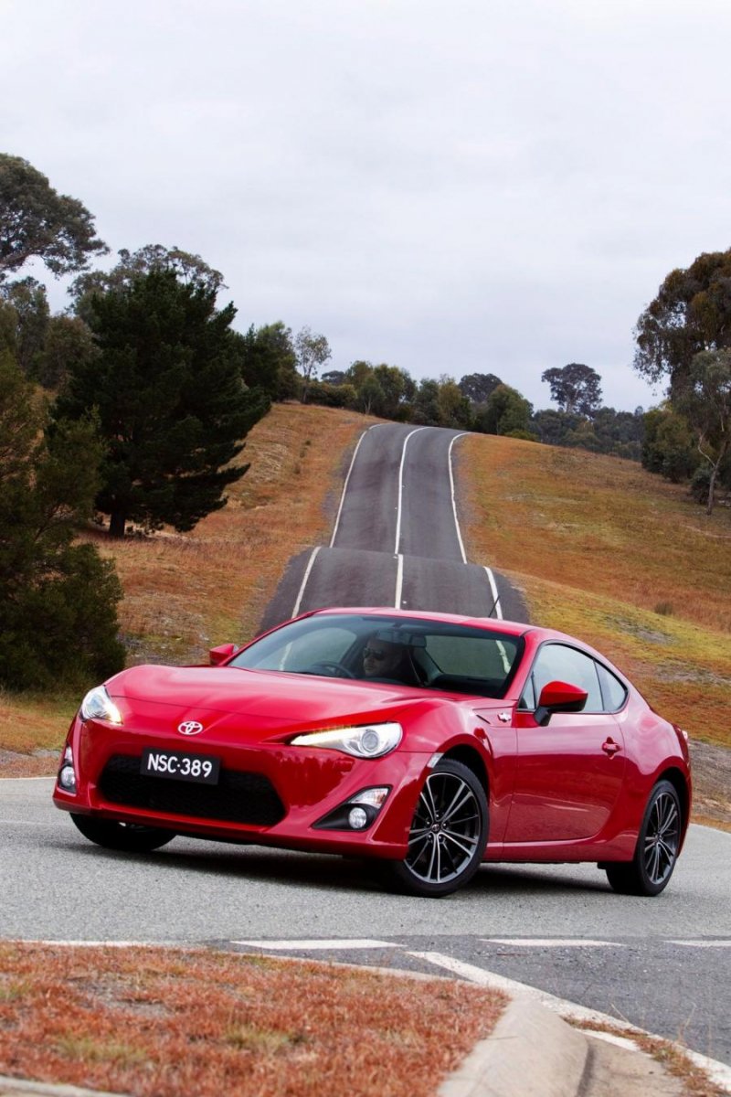 Тойота спорт gt86