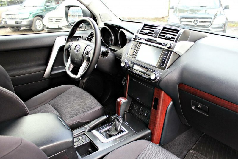 Land Cruiser Prado 150 салон