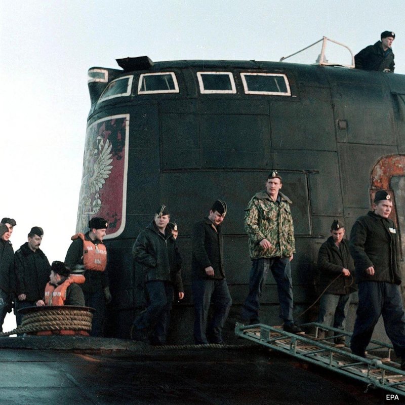 Гибель экипажа атомной подводной лодки к-141 «Курск».