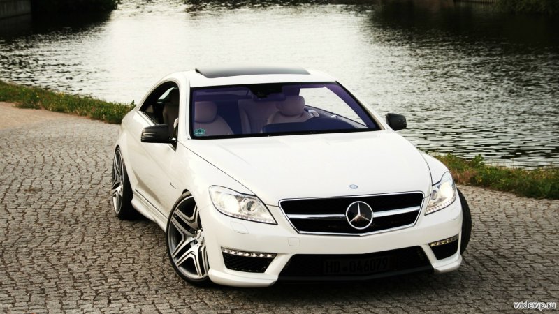 Белый Mercedes Benz AMG x253