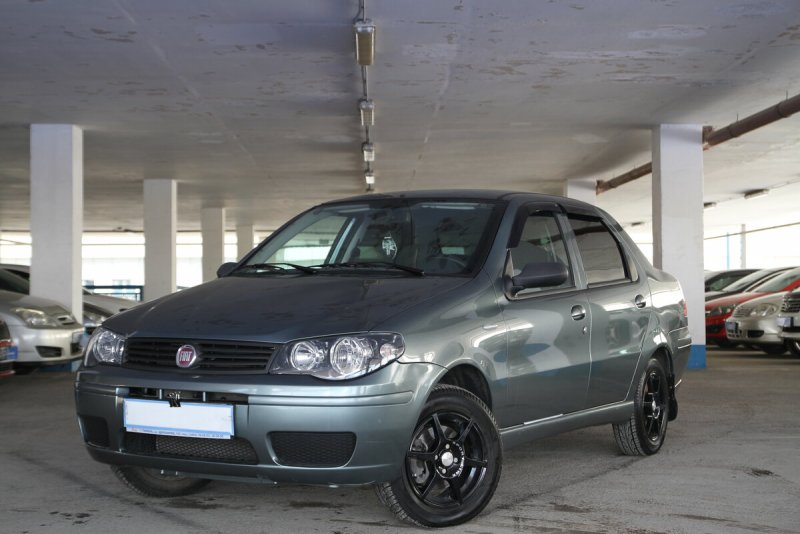 Fiat Albea 2009 салон