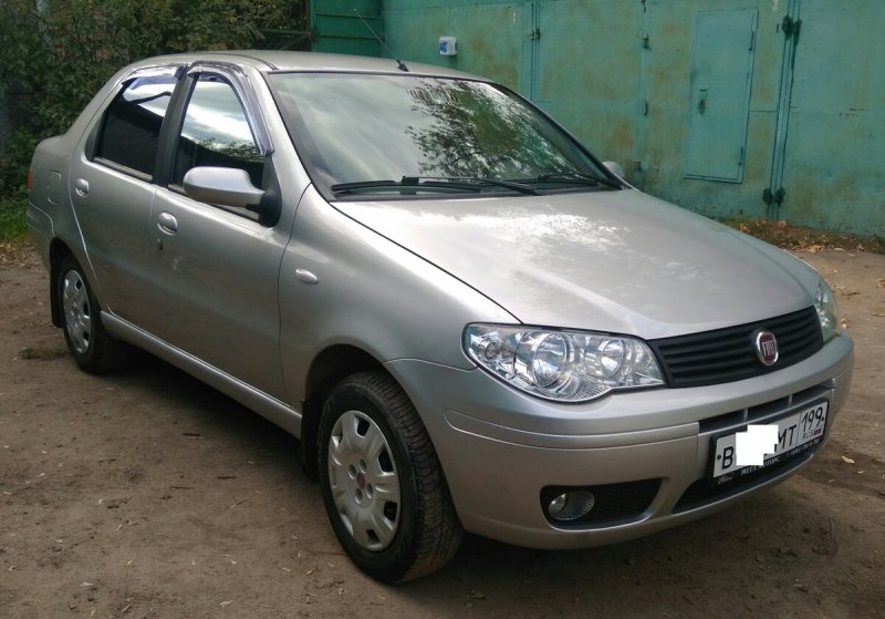Fiat Albea i 2006
