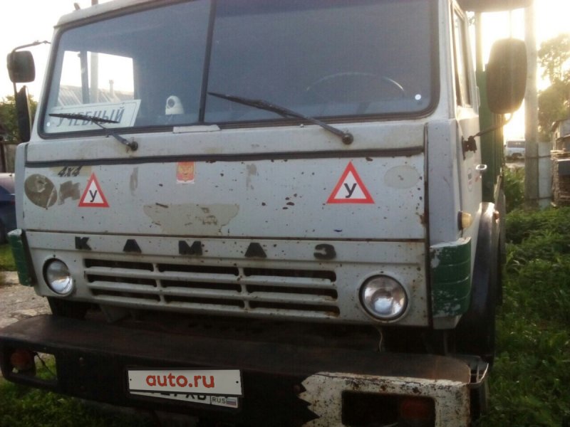 Комацу самосвал 250 тонн