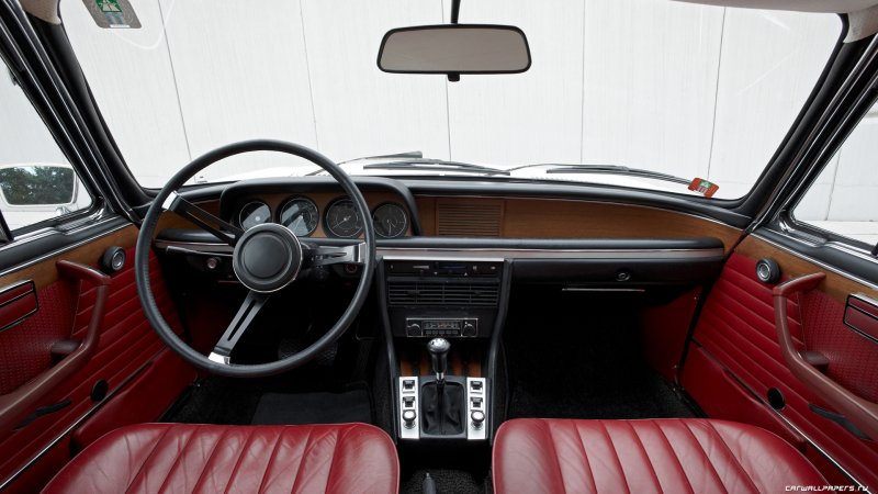 BMW e9 Interior