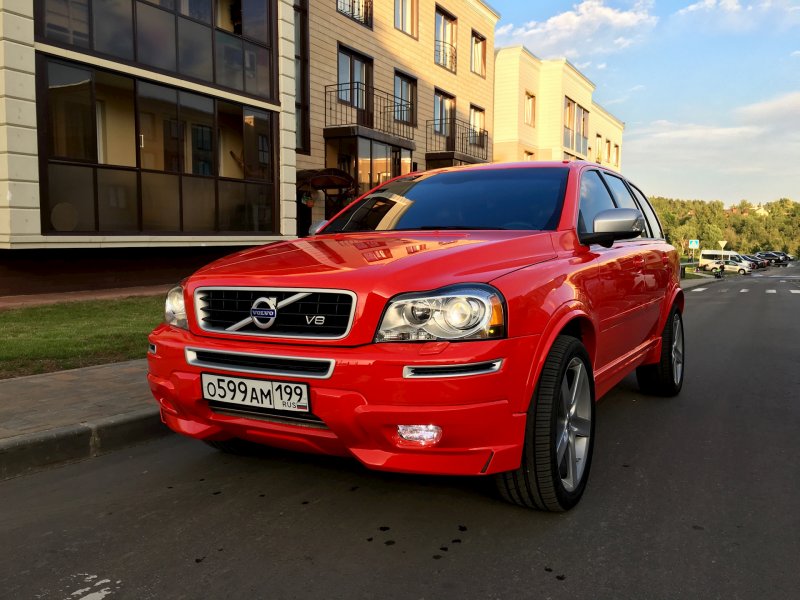 Volvo xc90 Red