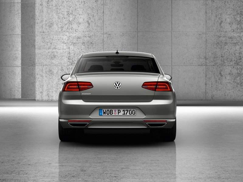 Volkswagen Passat b8 сзади