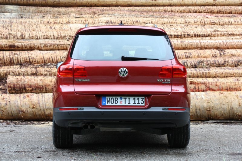 Tiguan 2012 сзади
