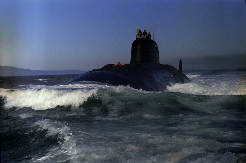 Подводная лодка акула