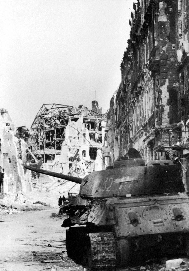 Т-34 В Берлине в 1945