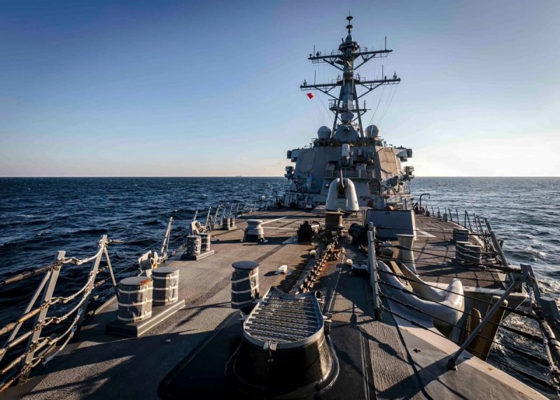 Эсминец ВМС США Дональд Кук