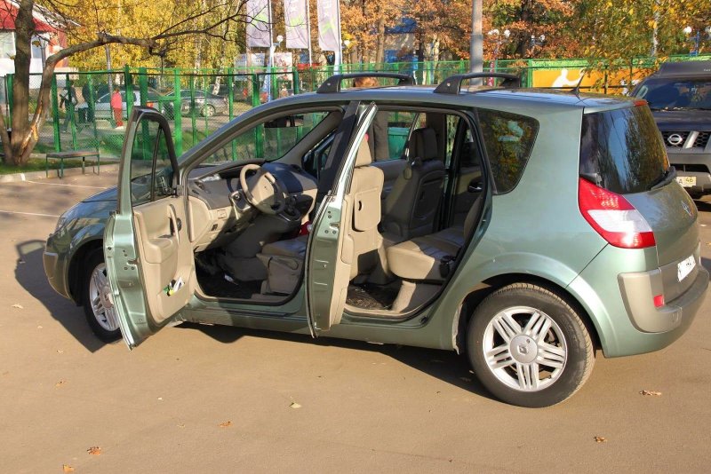 Renault Scenic 2 Multimedia