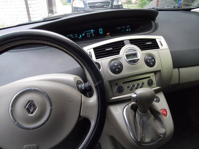 Renault Scenic 2 салон