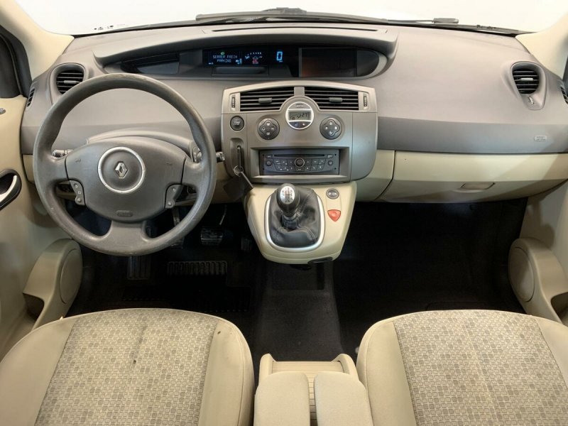 Renault Scenic 2003 салон