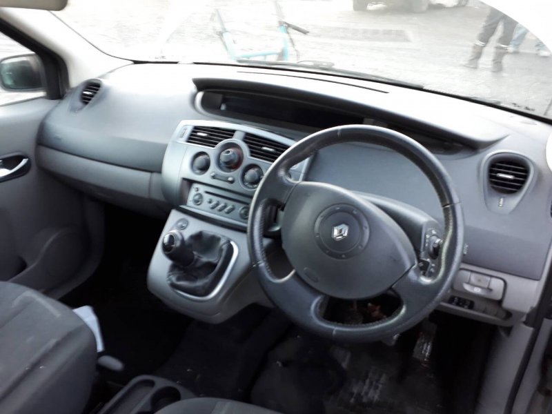 Renault Grand Scenic 3 салон
