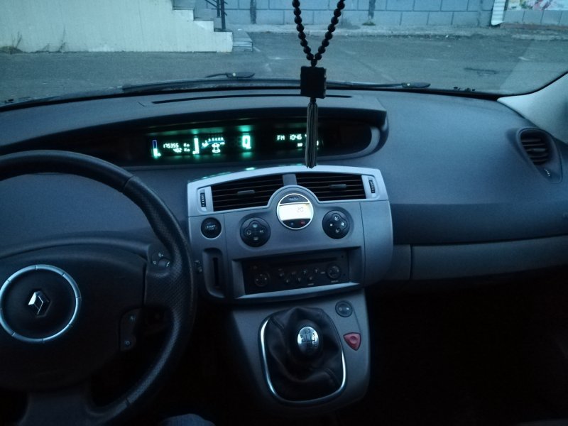 Renault Scenic 2003 салон