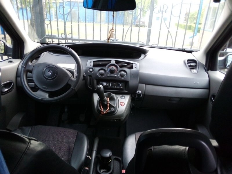 Renault Scenic 2 Interior