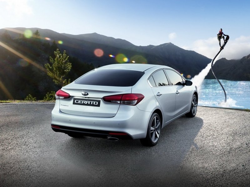 Kia Cerato Classic седан