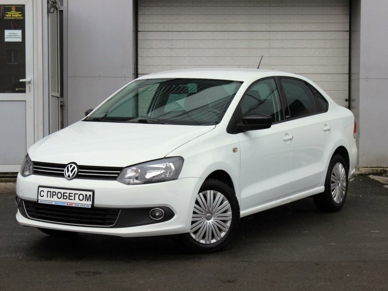 Volkswagen Polo 2014 белый