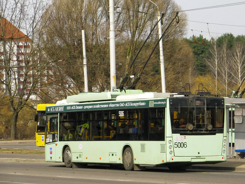 МАЗ 203 2021