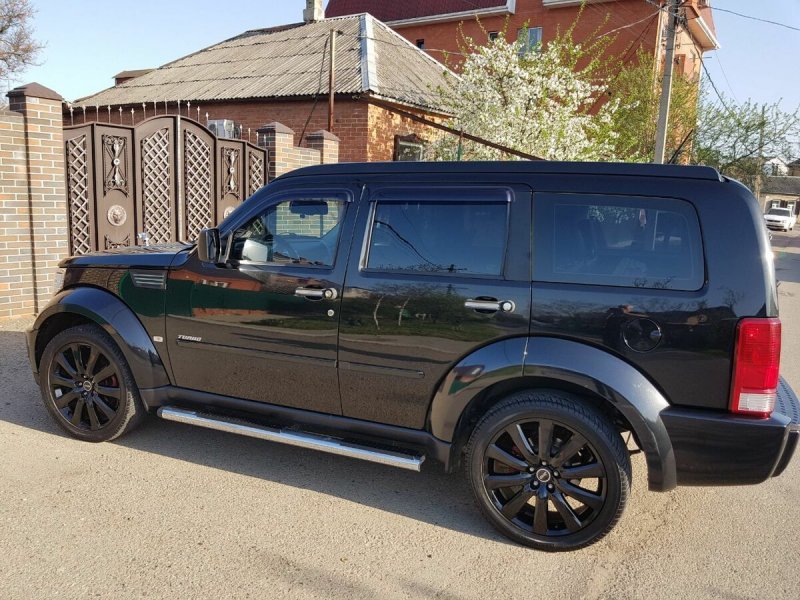Dodge Nitro 7 мест
