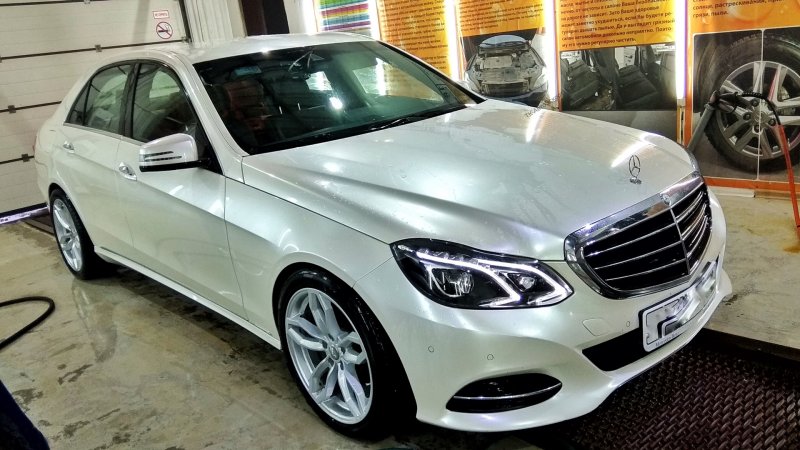 Мерседес е 250 белый