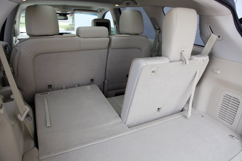 Infiniti jx35 багажник