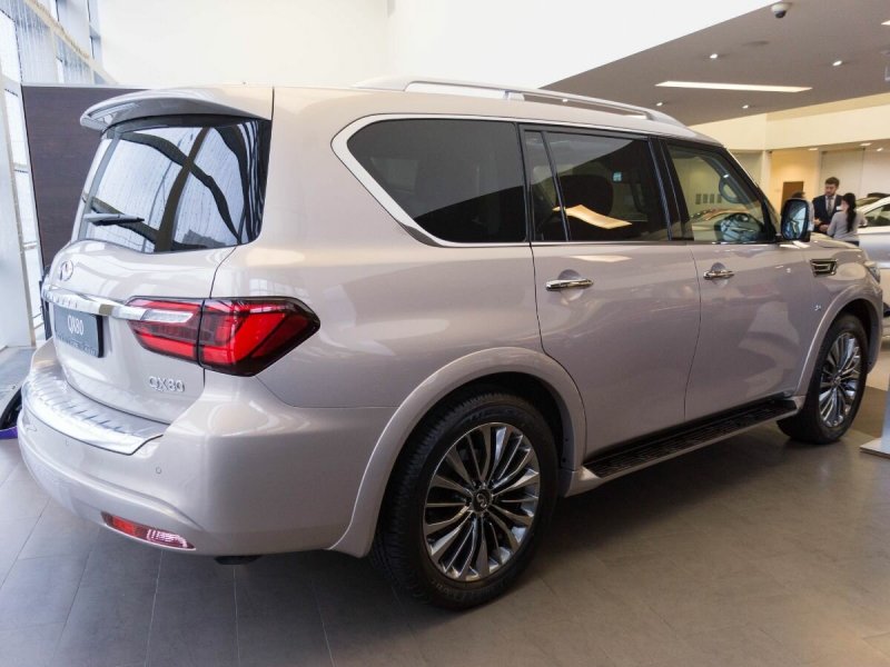 Инфинити 7 местный qx50
