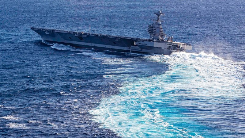 Авианосец Джон Стеннис