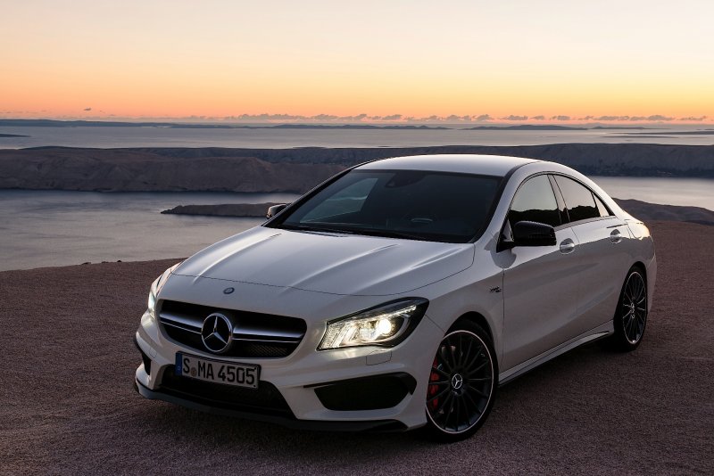 Mercedes Benz CLA 45